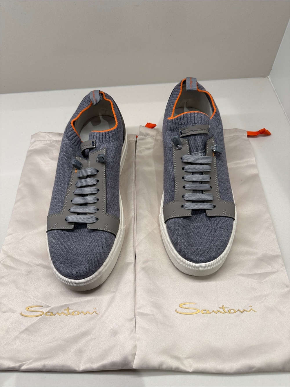 Santoni Stretch Knit Low Top Sneakers Grey Orange
Fits like US 10.5 Made in Ital
